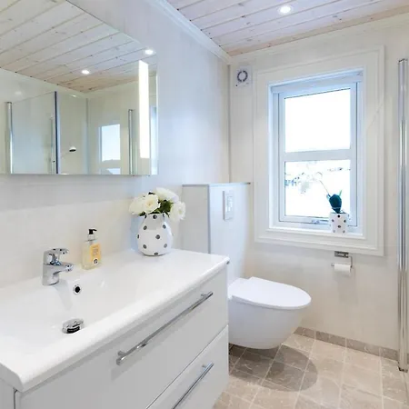 Fjellgrend 3 Bedrooms - 98b * סטראנדה